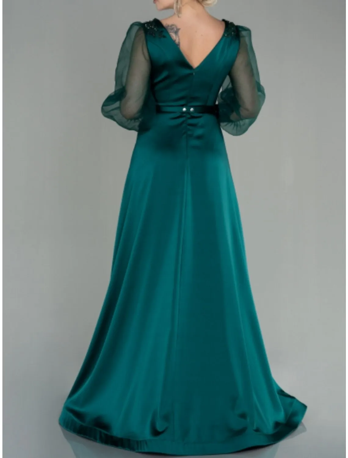 A-Line Evening Gown Elegant Dress Formal Fall Floor Length Long Sleeve V Neck Satin with Pleats Slit Shouder Flower